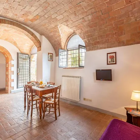 Tuscan With 2 Pools Holiday home *