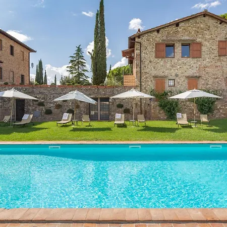Tuscan With 2 Pools Holiday home *