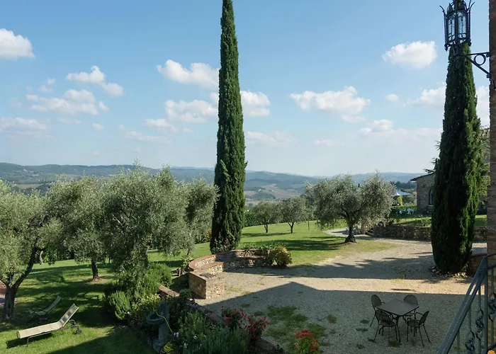 Tuscan With 2 Pools Holiday home